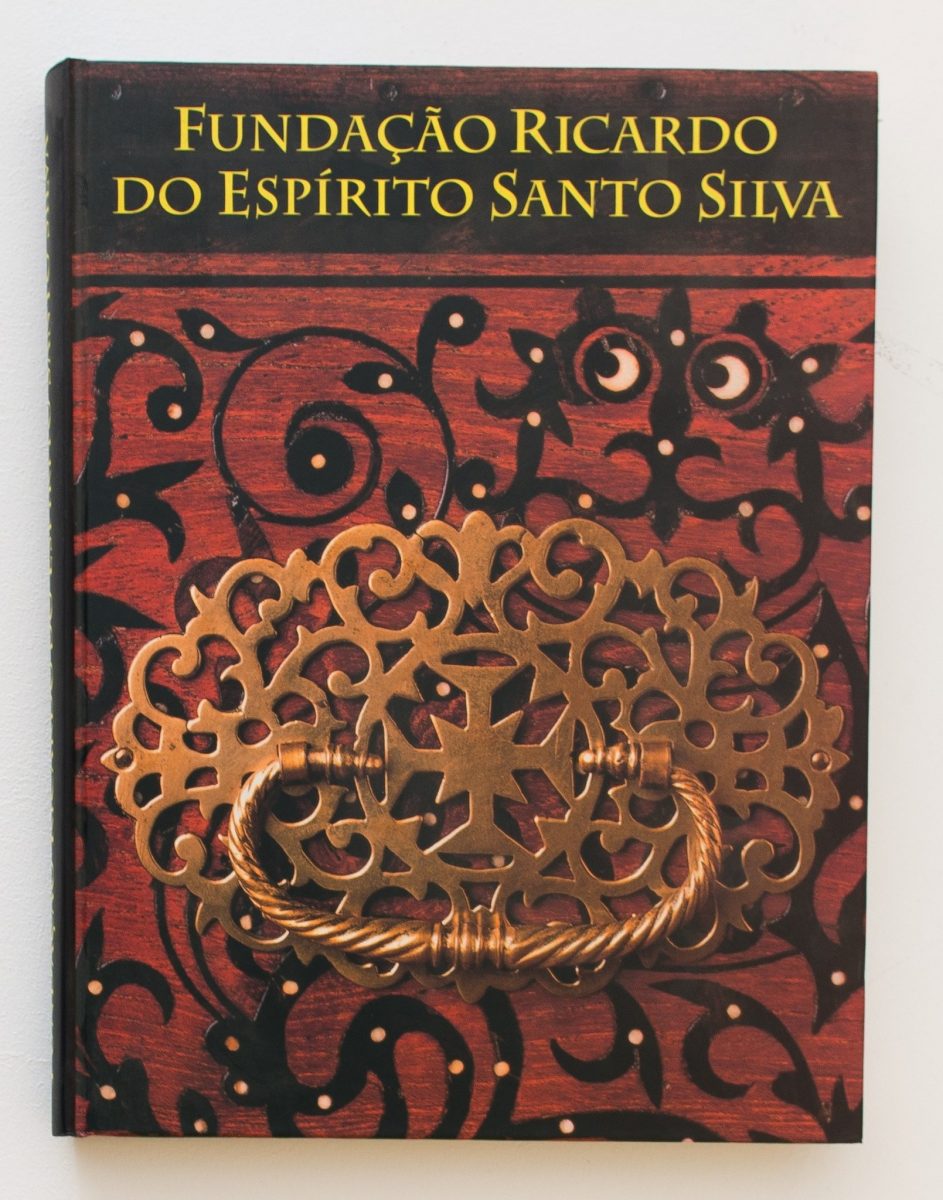 Livro "Fundação Ricardo Espírito Santo Silva" (Português)